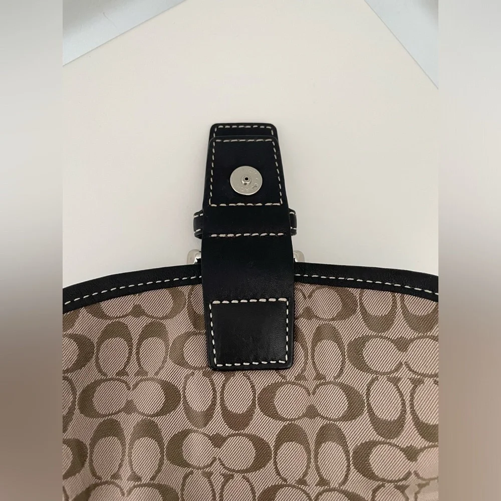 Coach Y2K Soho Flap Small Crossbody Bag